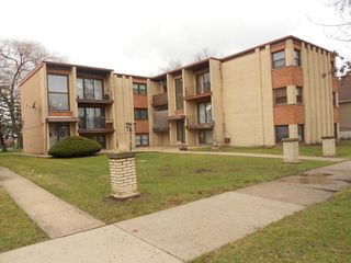 6122 S KOLMAR Avenue 1, Chicago, IL 60629