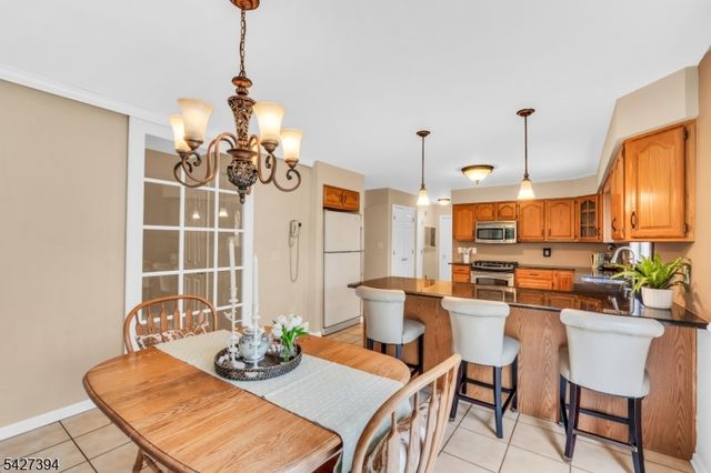 534 Berrywood Ln, Bridgewater Twp., NJ 08807