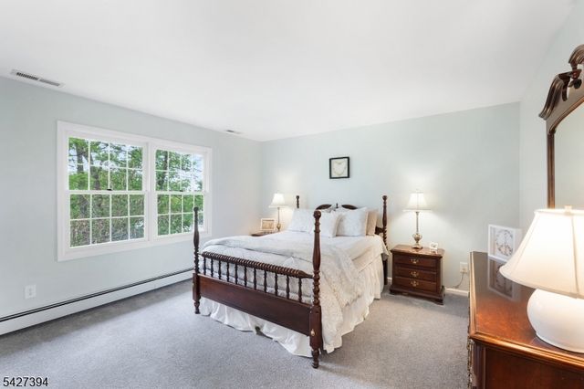534 Berrywood Ln, Bridgewater Twp., NJ 08807