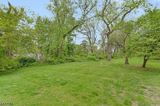 534 Berrywood Ln, Bridgewater Twp., NJ 08807