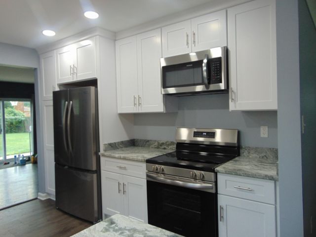 1616 Genesee Drive, Royal Oak City, MI 48073