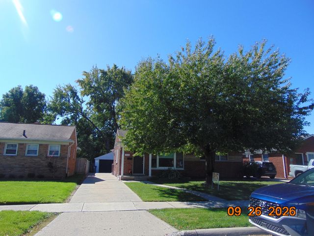 1616 Genesee Drive, Royal Oak City, MI 48073