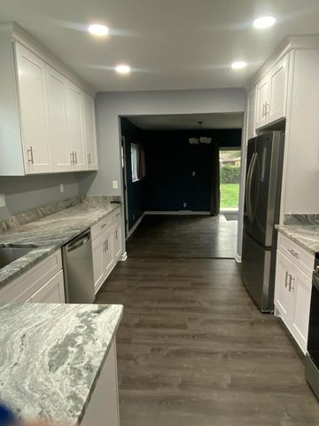1616 Genesee Drive, Royal Oak City, MI 48073
