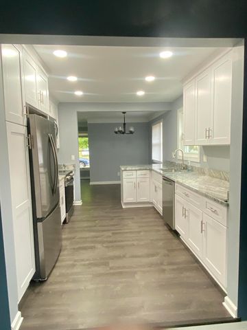 1616 Genesee Drive, Royal Oak City, MI 48073