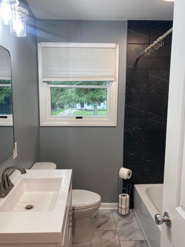 1616 Genesee Drive, Royal Oak City, MI 48073