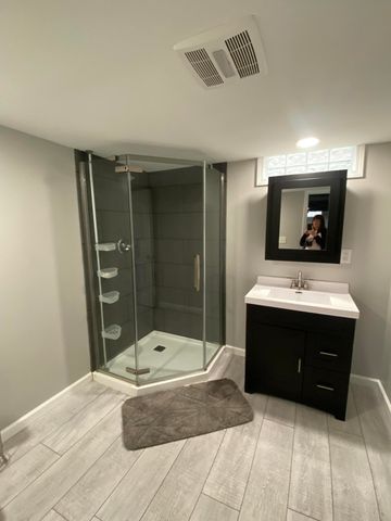 1616 Genesee Drive, Royal Oak City, MI 48073