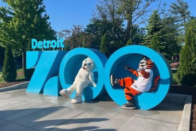 1616 Genesee Drive, Royal Oak City, MI 48073