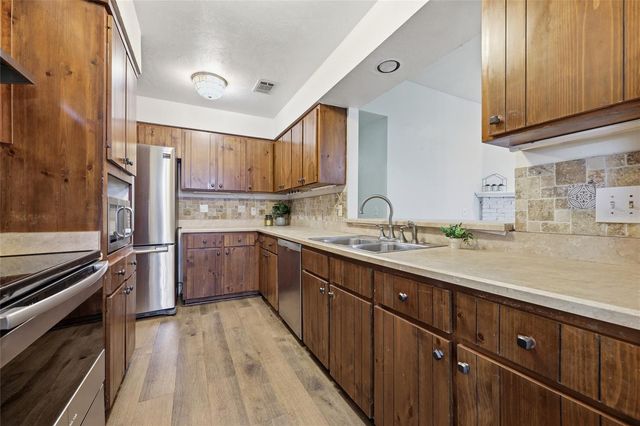 8502 SW 52ND PLACE, Gainesville, FL 32608