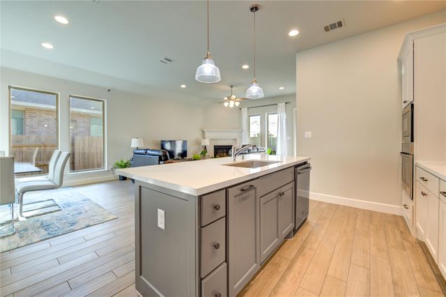 7207 Bur Oak Bend Way, Katy, TX 77493