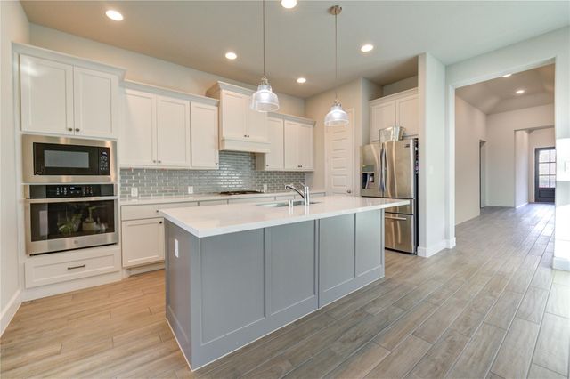 7207 Bur Oak Bend Way, Katy, TX 77493