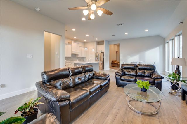 7207 Bur Oak Bend Way, Katy, TX 77493