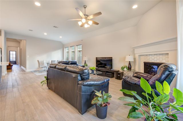 7207 Bur Oak Bend Way, Katy, TX 77493