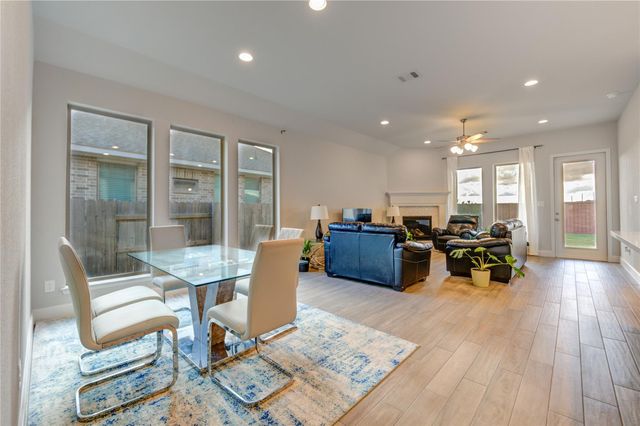 7207 Bur Oak Bend Way, Katy, TX 77493