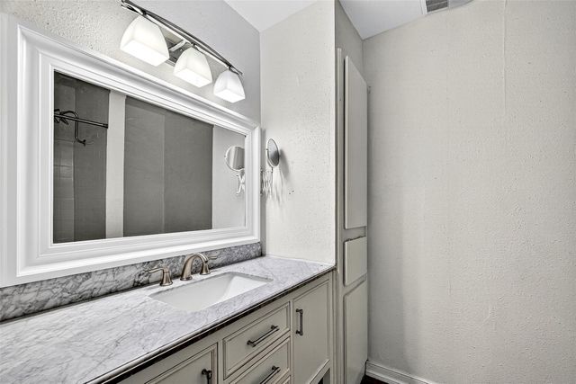 7908 Grove Ridge Drive, Houston, TX 77061