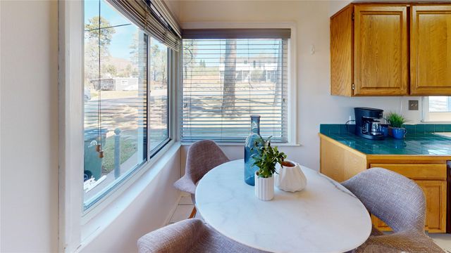 3629 Villa B, Los Alamos, NM 87544