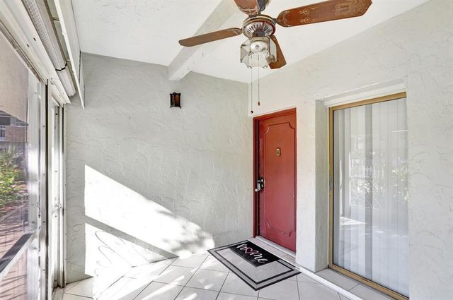 860 SE 6th Avenue 303, Deerfield Beach, FL 33441