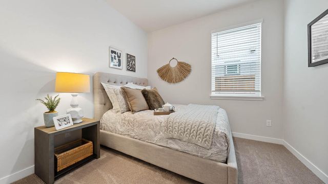 21236 SE Pelee Drive, Bend, OR 97702