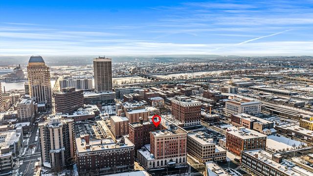 140 Chestnut St 619, Springfield, MA 01103