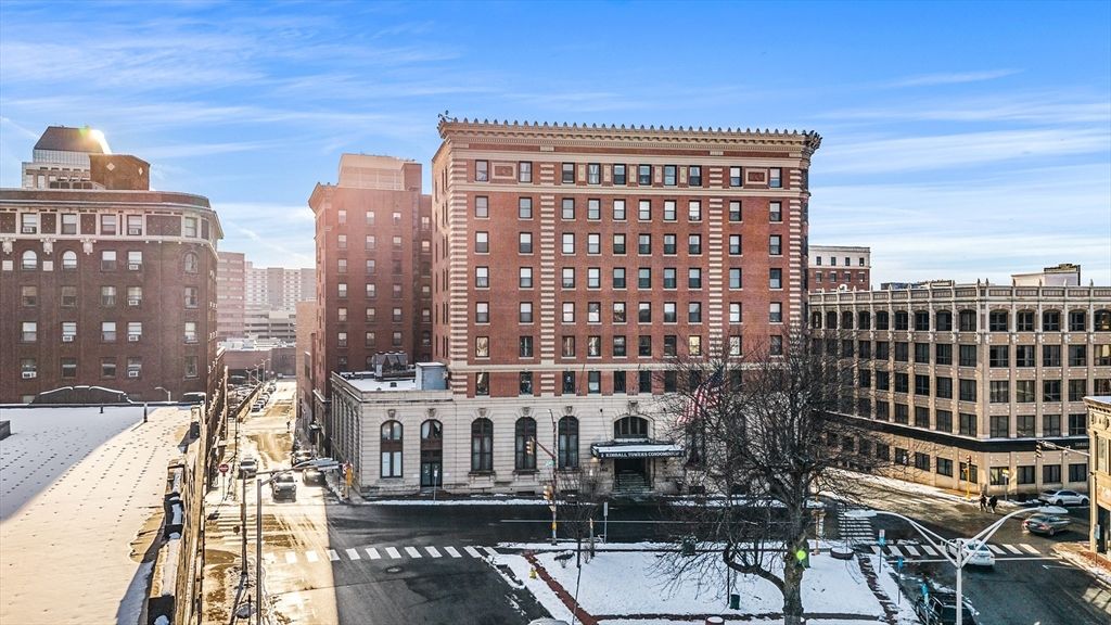 140 Chestnut St 619, Springfield, MA 01103