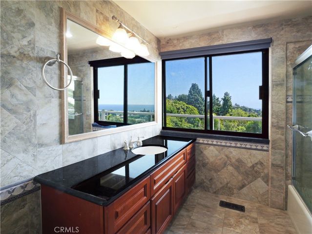 1132 Via Zumaya, Palos Verdes Peninsula, CA 90274