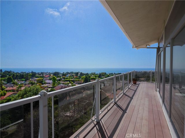 1132 Via Zumaya, Palos Verdes Peninsula, CA 90274