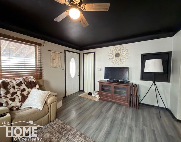 2624 Miller Road, Flint, MI 48503