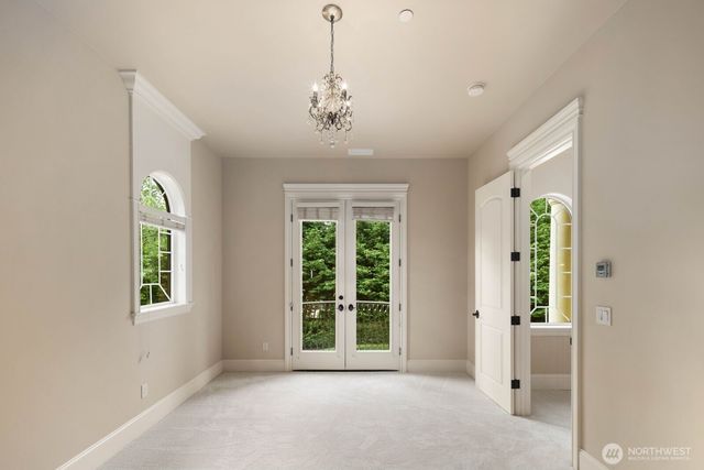 2010 222nd Avenue SE, Sammamish, WA 98075