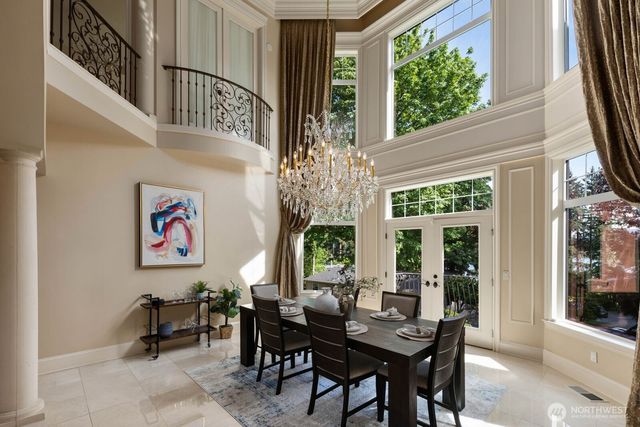 2010 222nd Avenue SE, Sammamish, WA 98075