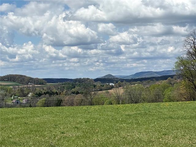 4563 Stony Ridge Road, Weisenberg Twp, PA 18066
