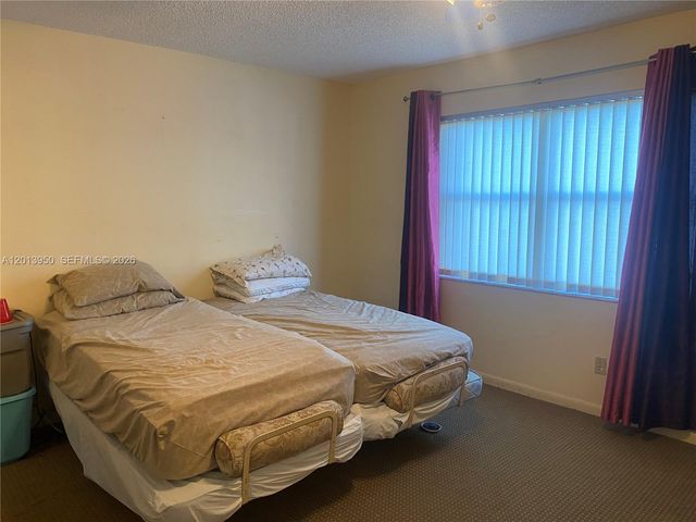 9370 Sunrise Lakes Blvd 209, Sunrise, FL 33322