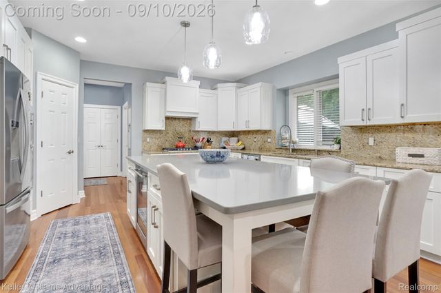 2459 Overbrook, Highland Charter Township, MI 48357