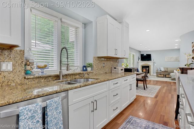 2459 Overbrook, Highland Charter Township, MI 48357
