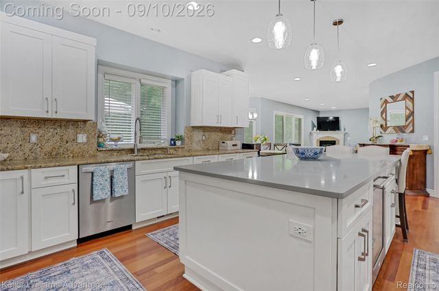 2459 Overbrook, Highland Charter Township, MI 48357