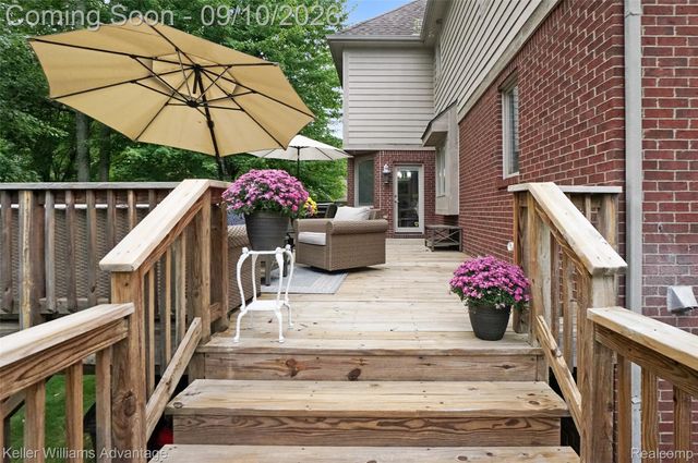 2459 Overbrook, Highland Charter Township, MI 48357