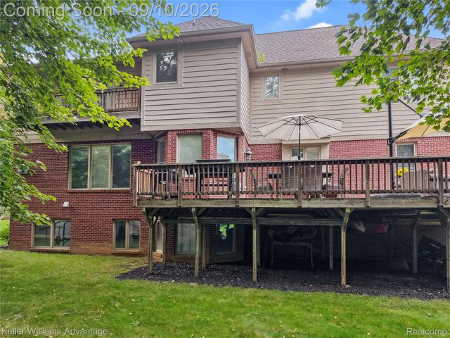 2459 Overbrook, Highland Charter Township, MI 48357