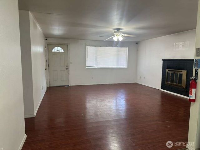 12501 SE 203 Place SE, Kent, WA 98031