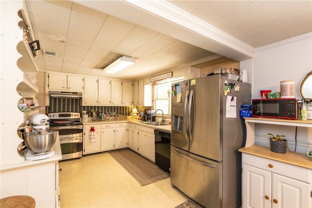 5856 Alma Highway, Waycross, GA 31501