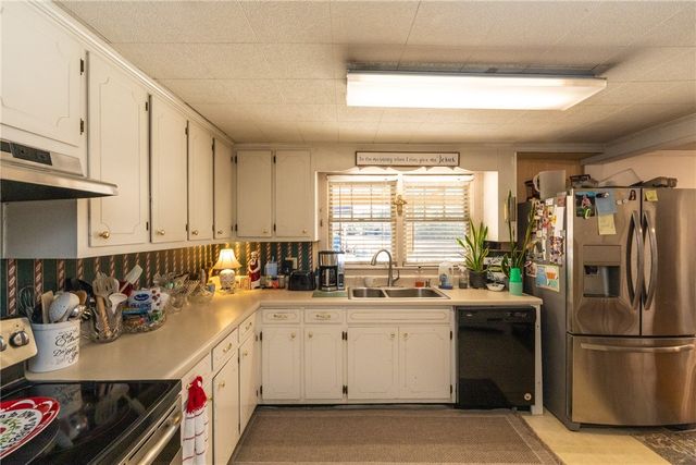 5856 Alma Highway, Waycross, GA 31501