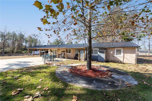 5856 Alma Highway, Waycross, GA 31501