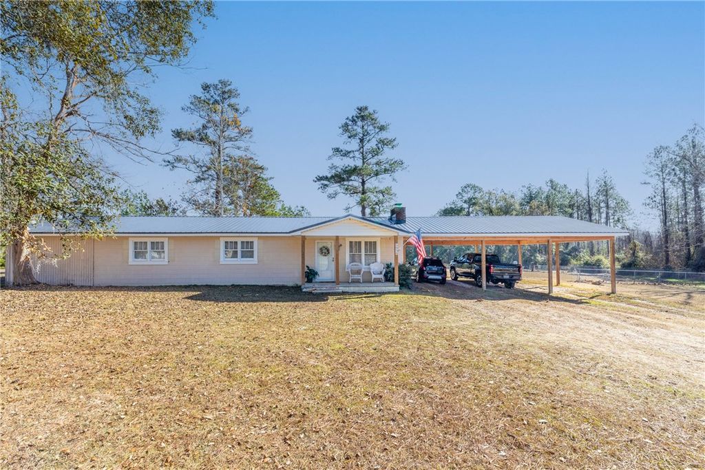 5856 Alma Highway, Waycross, GA 31501