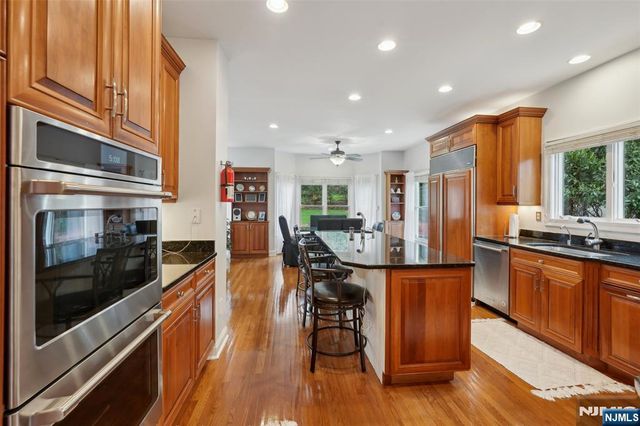 1 Greenbriar Road, Little Falls, NJ 07424