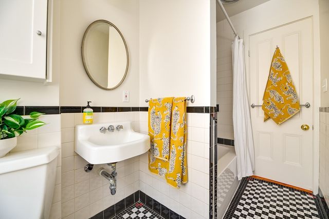 20 Cameron Avenue, Somerville, MA 02144