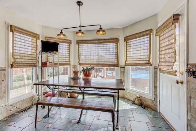 47 S JOSEPHINE Court, Des Plaines, IL 60016