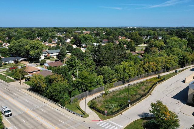 47 S JOSEPHINE Court, Des Plaines, IL 60016