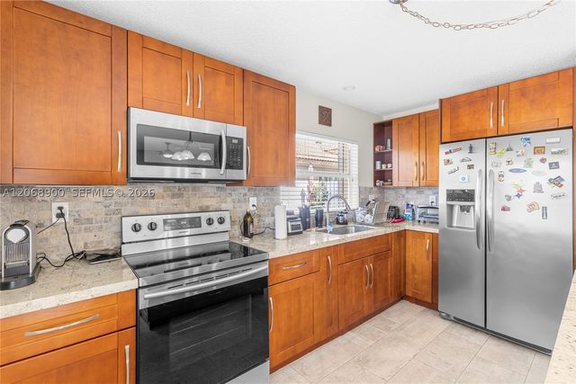 12614 NW 12th Ct, Sunrise, FL 33323