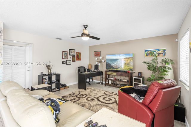 12614 NW 12th Ct, Sunrise, FL 33323