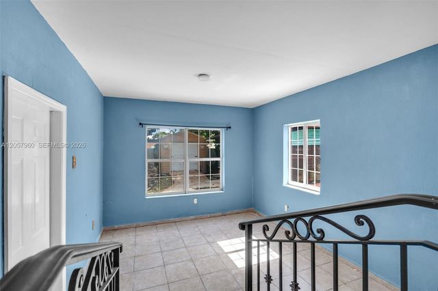 267 E 56th St, Hialeah, FL 33013