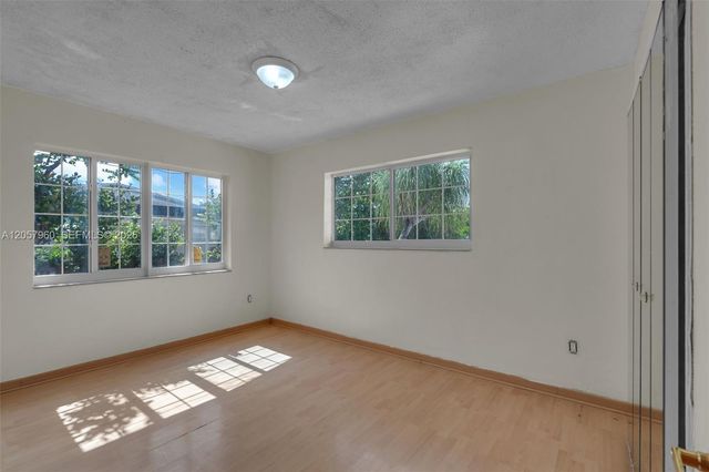 267 E 56th St, Hialeah, FL 33013