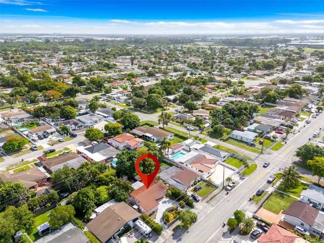 267 E 56th St, Hialeah, FL 33013