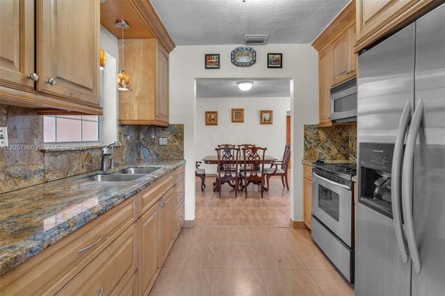 267 E 56th St, Hialeah, FL 33013